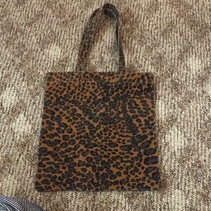Universal Thread Leopard Print Tote in Brown and Black